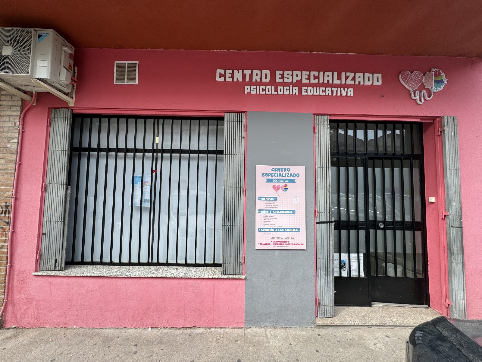 69b38472-1455-4c48-925f-a05a9a7173e3 Foto de fachada